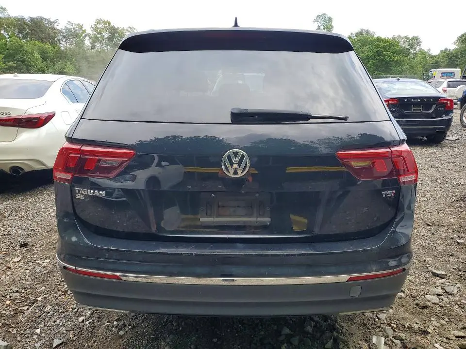 2018 VOLKSWAGEN TIGUAN SE  
