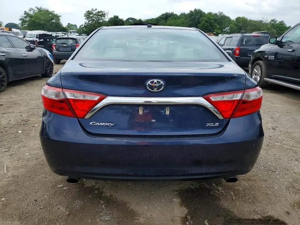 2016 TOYOTA CAMRY XLE V6  