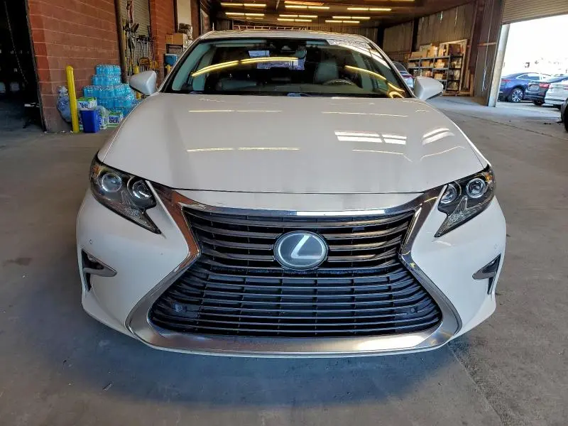 2016 LEXUS ES 300H   