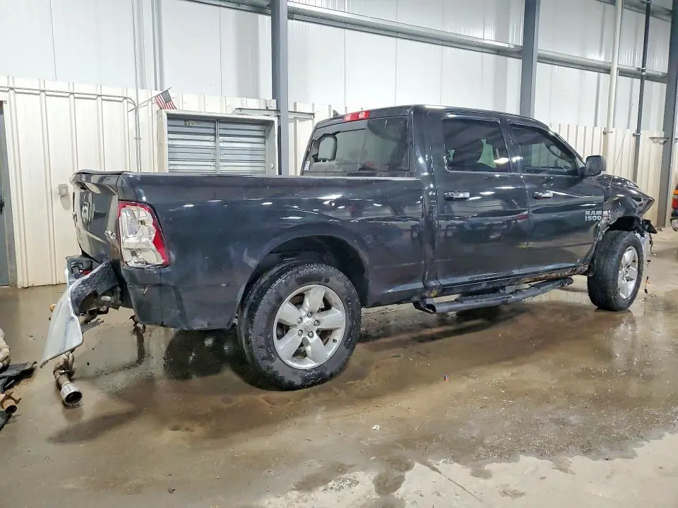 2015 RAM 1500 SLT  