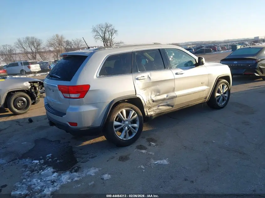 2011 JEEP GRAND CHEROKEE LAREDO