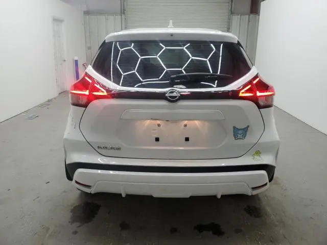 2023 NISSAN KICKS S  