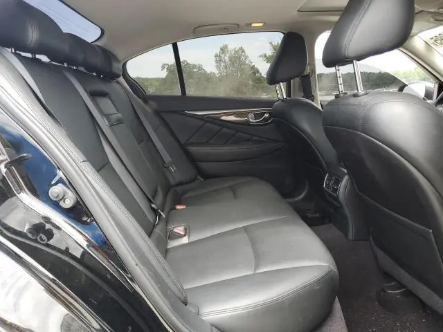 2018 INFINITI Q50 LUXE  