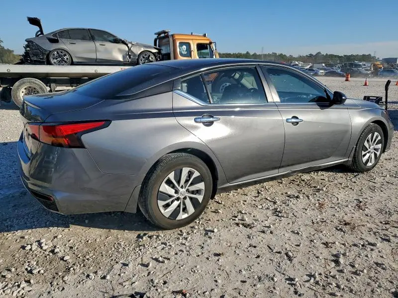 2024 NISSAN ALTIMA S  