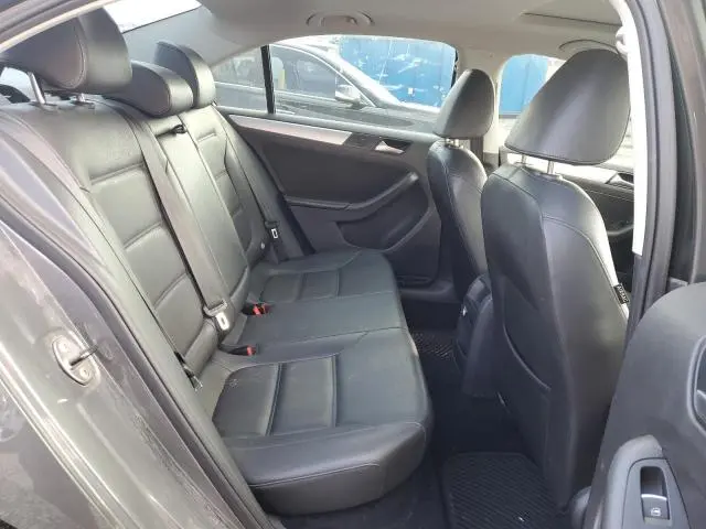 2014 VOLKSWAGEN JETTA SE  