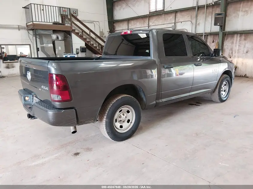 2020 RAM 1500 CLASSIC TRADESMAN  4X4 5'7 BOX