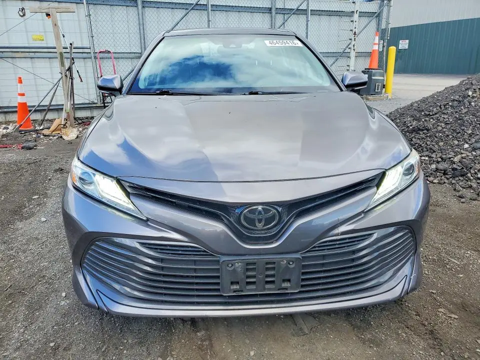 2019 TOYOTA CAMRY XLE  