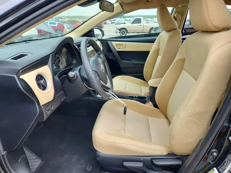 2017 TOYOTA COROLLA LE  