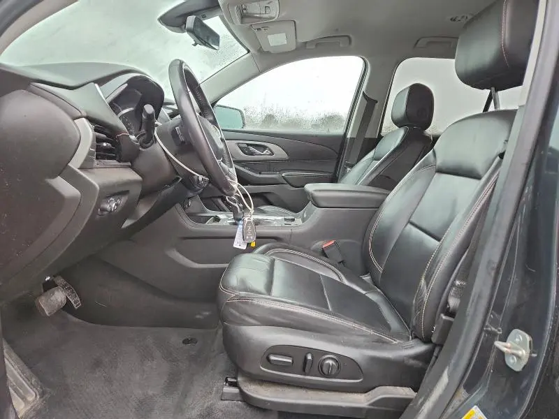 2021 CHEVROLET TRAVERSE LT  