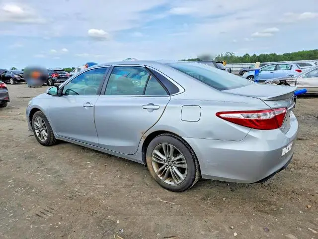 2016 TOYOTA CAMRY SE  