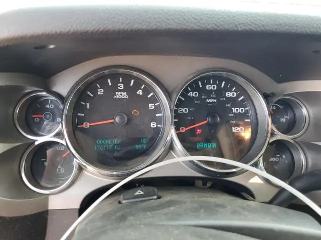 2011 CHEVROLET SILVERADO K1500 LT  