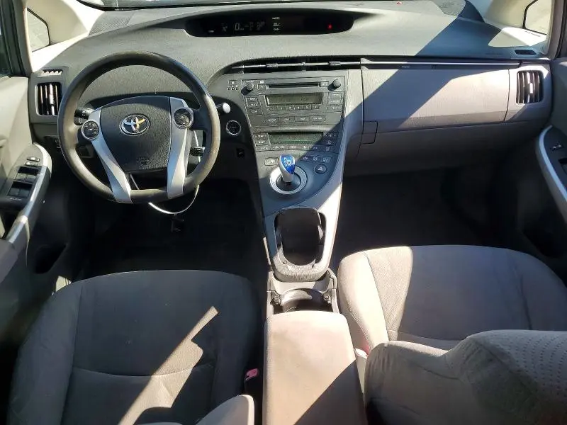 2010 TOYOTA PRIUS II  