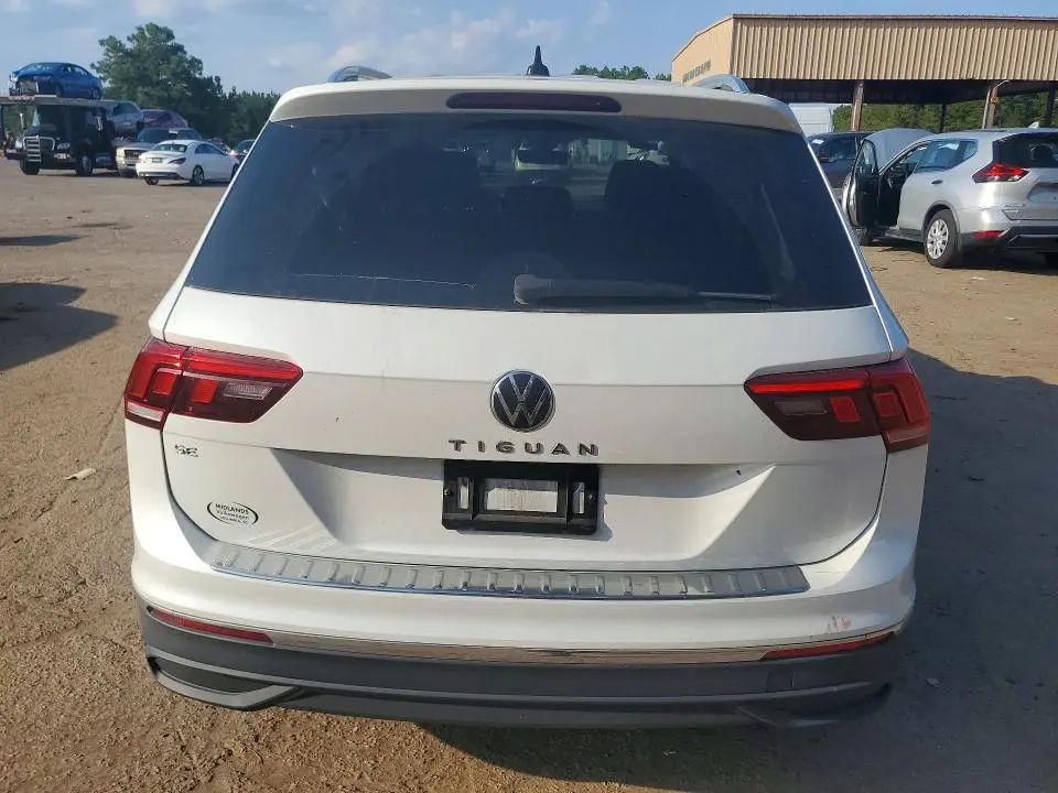 2023 VOLKSWAGEN TIGUAN SE  