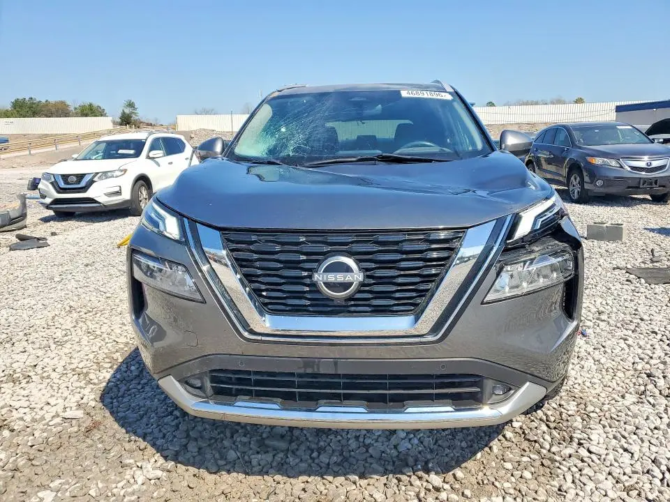 2022 NISSAN ROGUE PLATINUM  