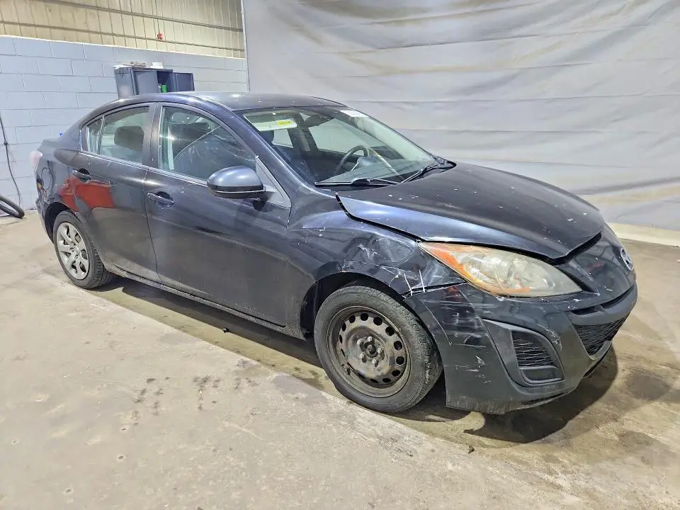 2010 MAZDA 3 I  