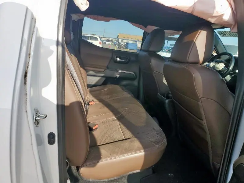 2018 TOYOTA TACOMA DOUBLE CAB  