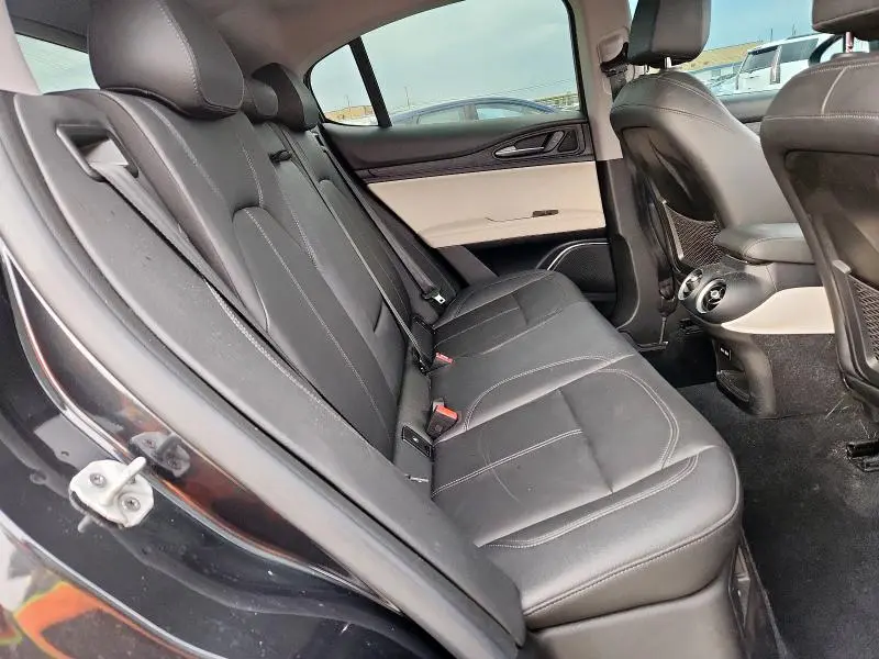 2021 ALFA ROMEO STELVIO SPORT  