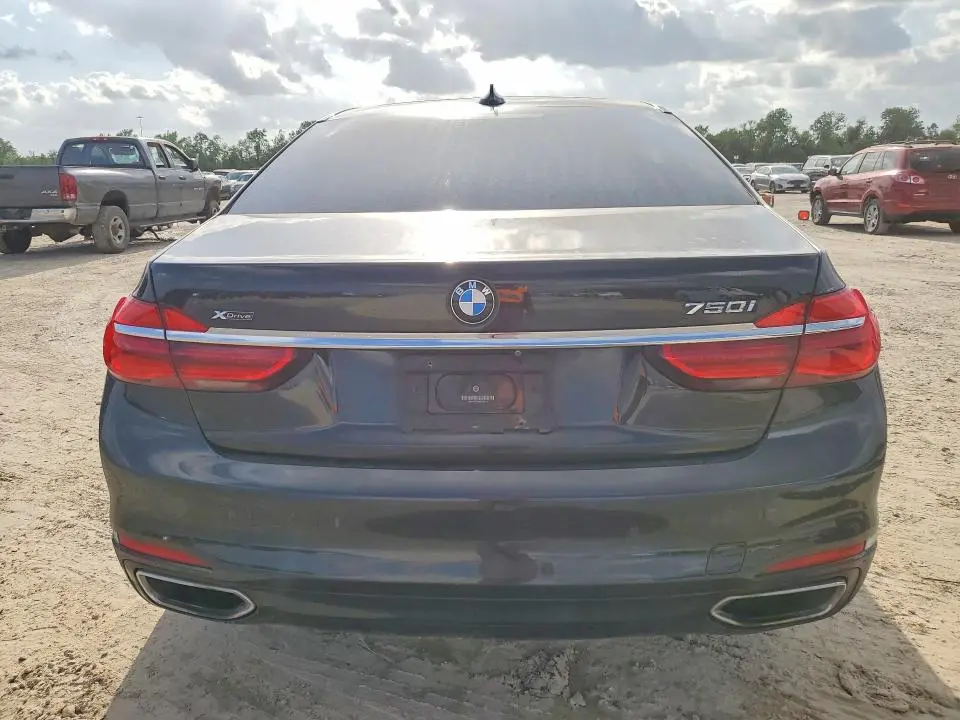 2019 BMW 750 XI  