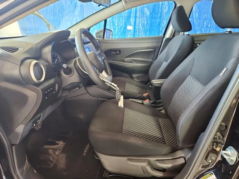 2021 NISSAN VERSA S  