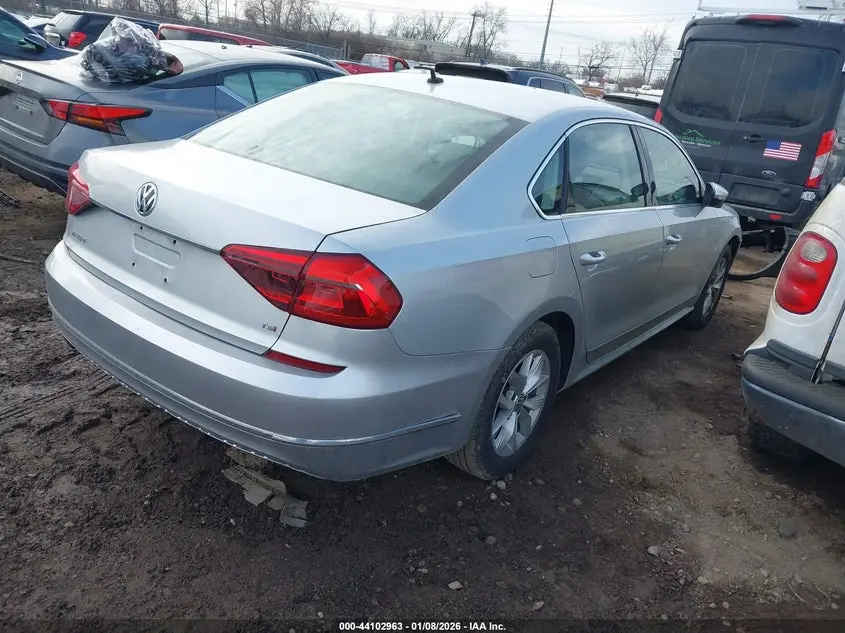 2017 VOLKSWAGEN PASSAT 1.8T S