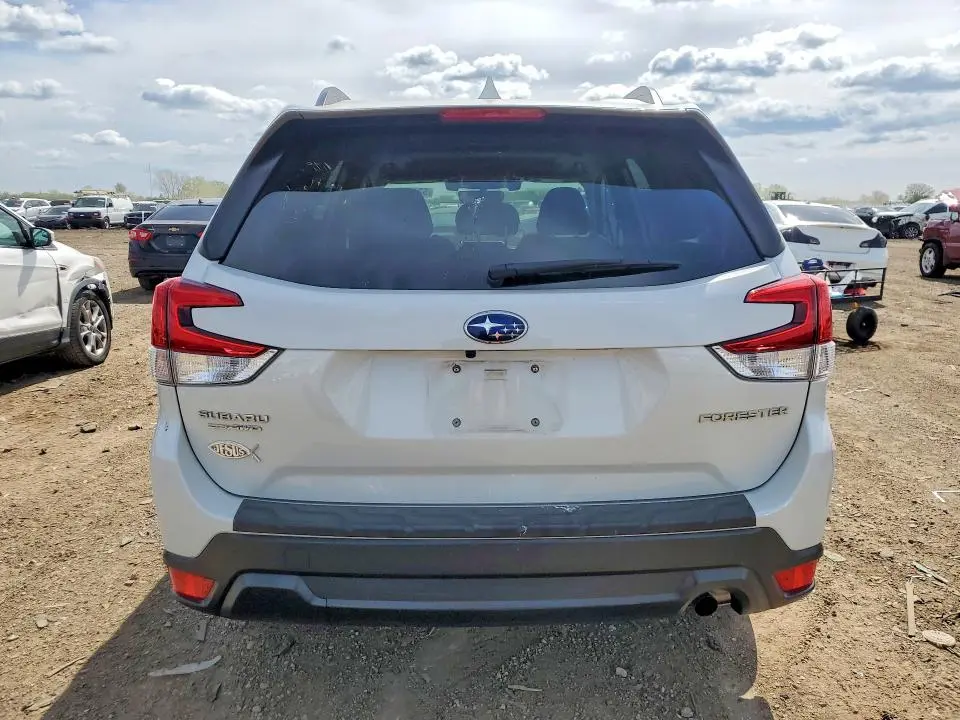 2019 SUBARU FORESTER PREMIUM  