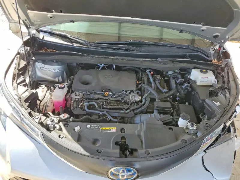 2023 TOYOTA SIENNA LE 8-PASSENGER  