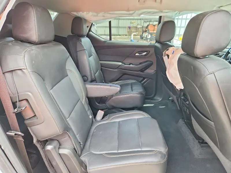 2021 CHEVROLET TRAVERSE LT  