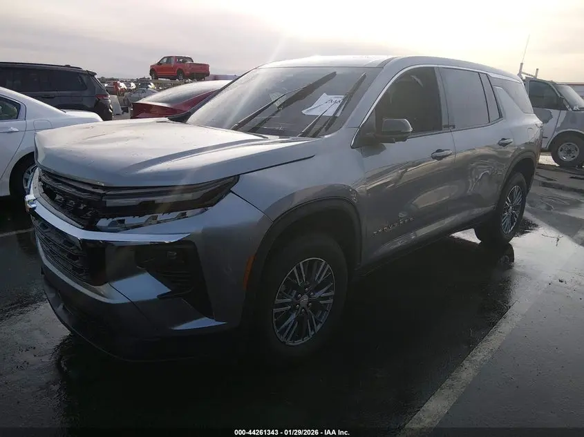 2024 CHEVROLET TRAVERSE FWD LS