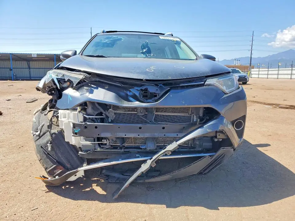 2016 TOYOTA RAV4 HV XLE  