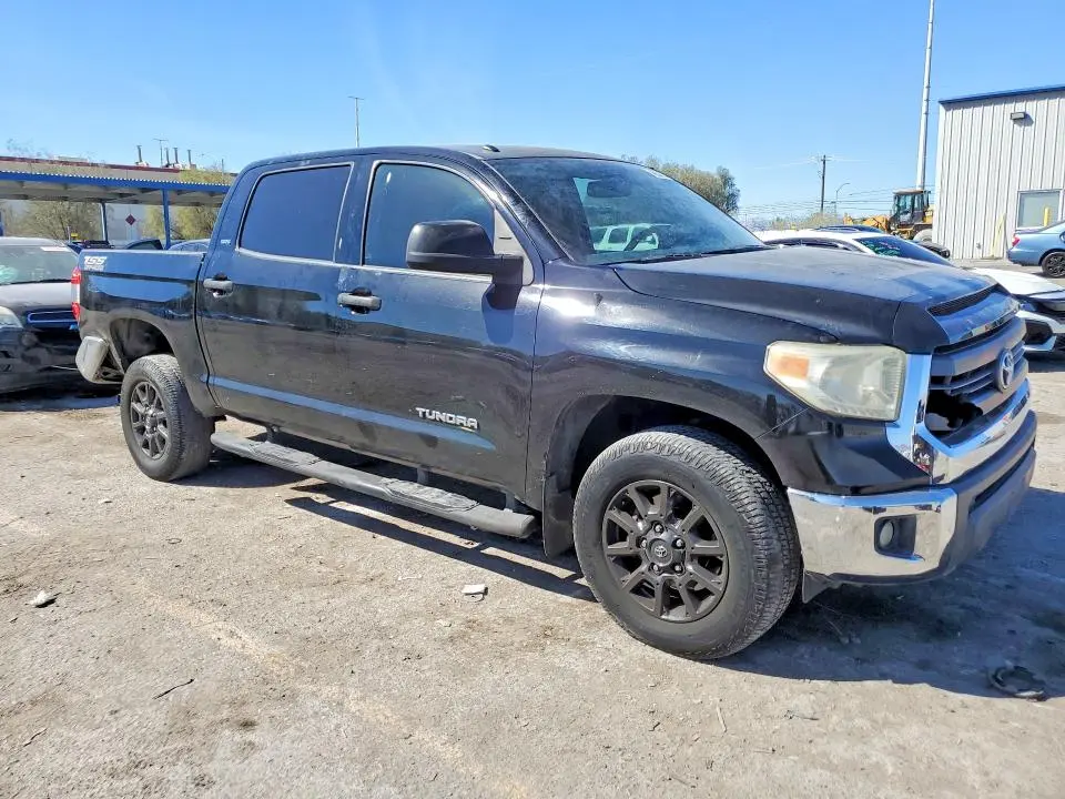 2015 TOYOTA TUNDRA SR5  