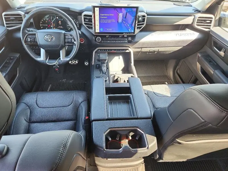 2023 TOYOTA TUNDRA SR5  