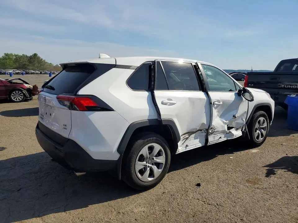 2023 TOYOTA RAV4 LE  