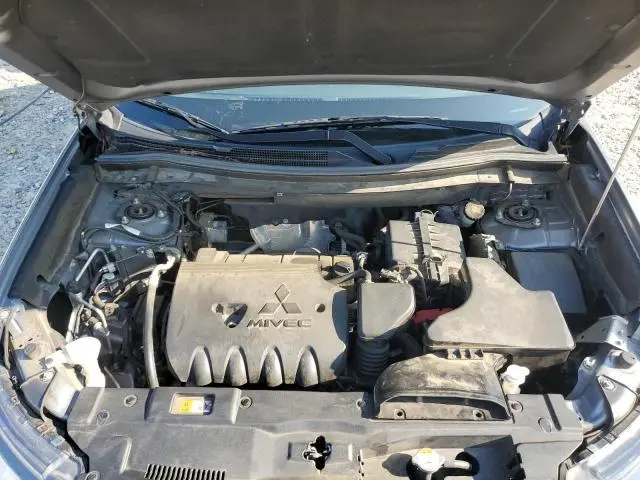 2019 MITSUBISHI OUTLANDER SE  