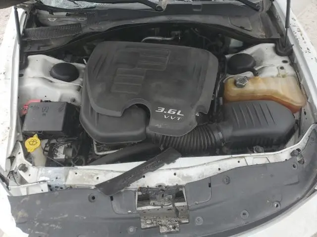 2017 DODGE CHARGER SXT  