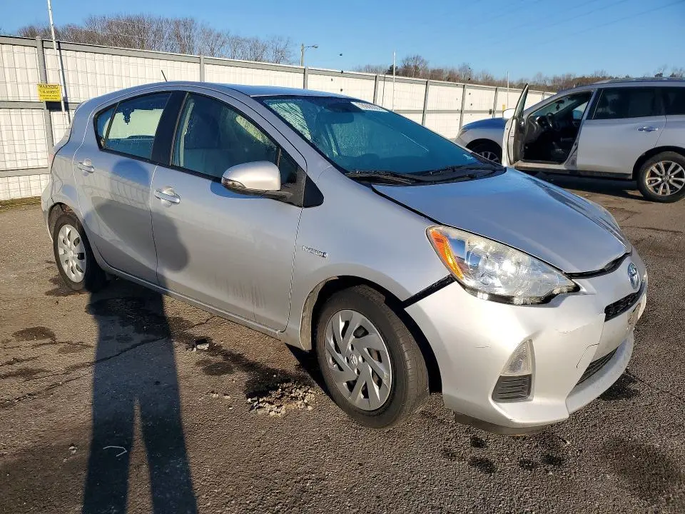 2014 TOYOTA PRIUS C   
