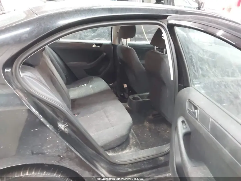 2011 VOLKSWAGEN JETTA 2.0L S