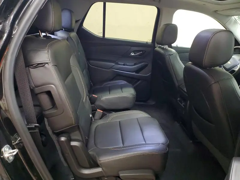 2021 CHEVROLET TRAVERSE LT  