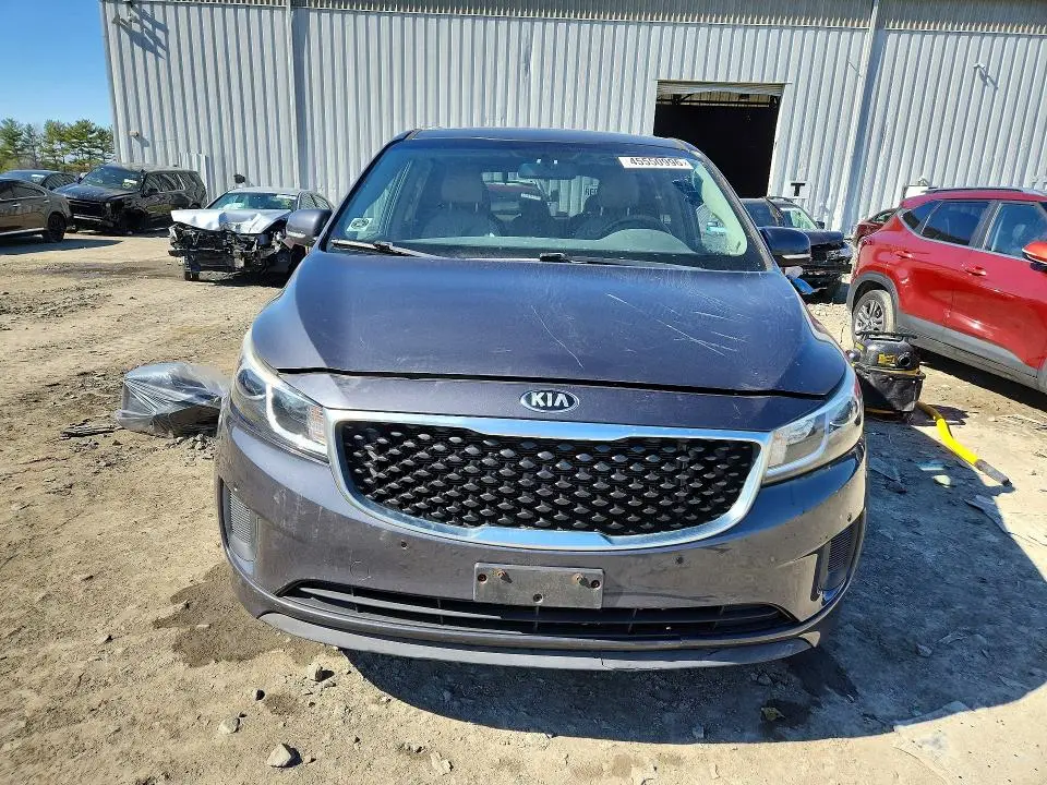 2017 KIA SEDONA LX  