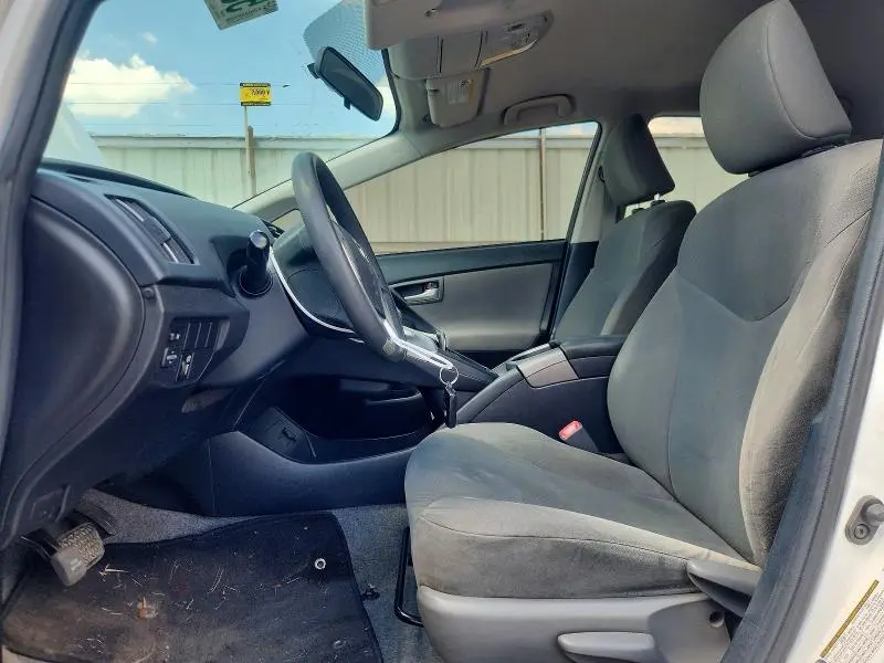 2012 TOYOTA PRIUS TWO  