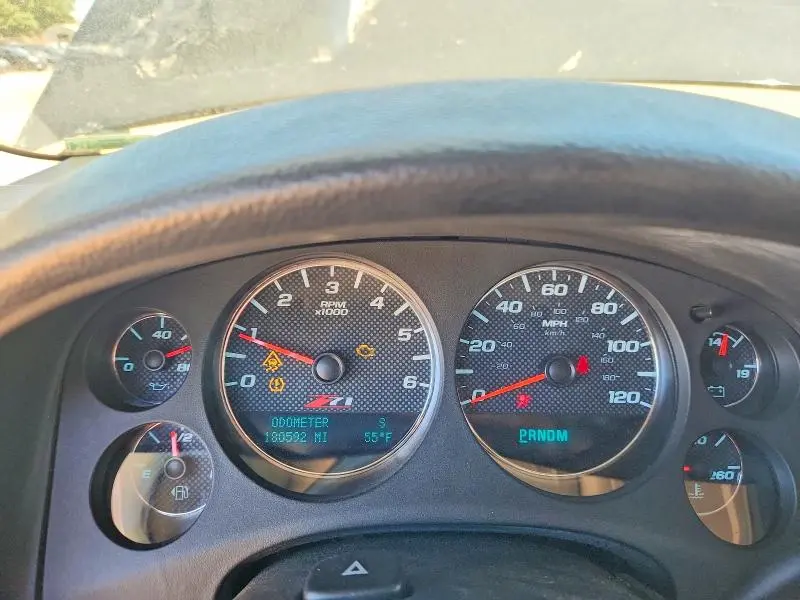 2011 CHEVROLET SUBURBAN K1500 LT  