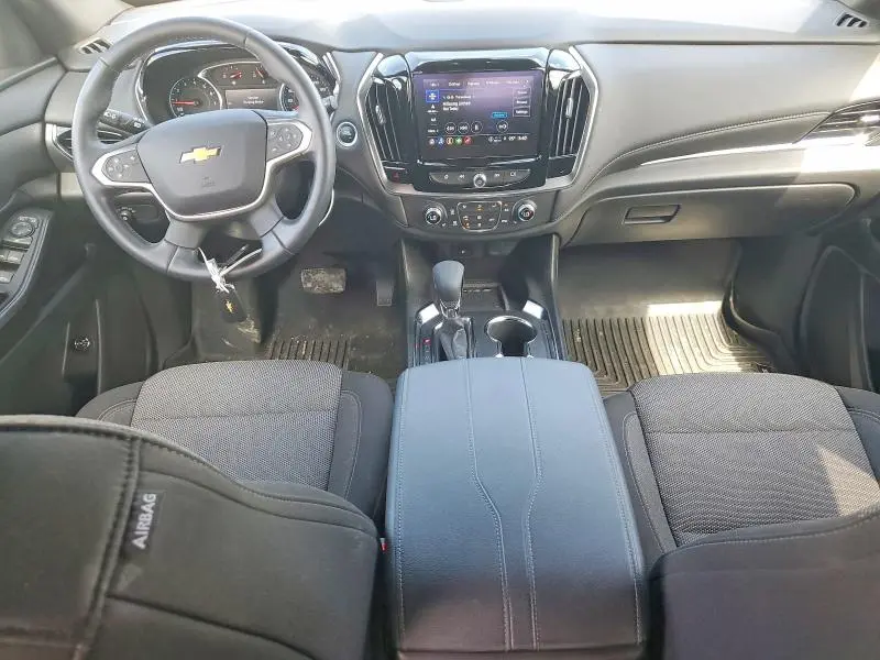 2023 CHEVROLET TRAVERSE LT  