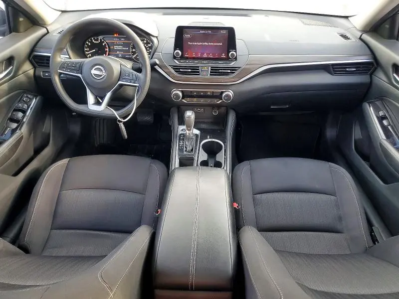 2023 NISSAN ALTIMA SV  