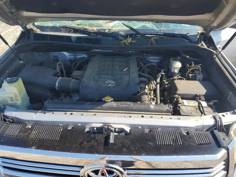 2016 TOYOTA TUNDRA CREWMAX SR5  