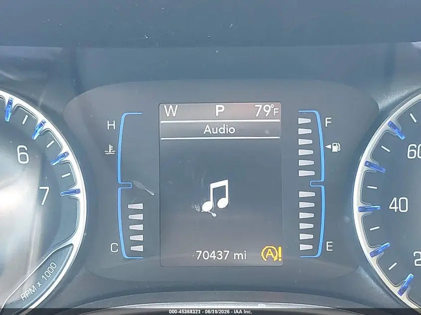 2022 CHRYSLER VOYAGER LX