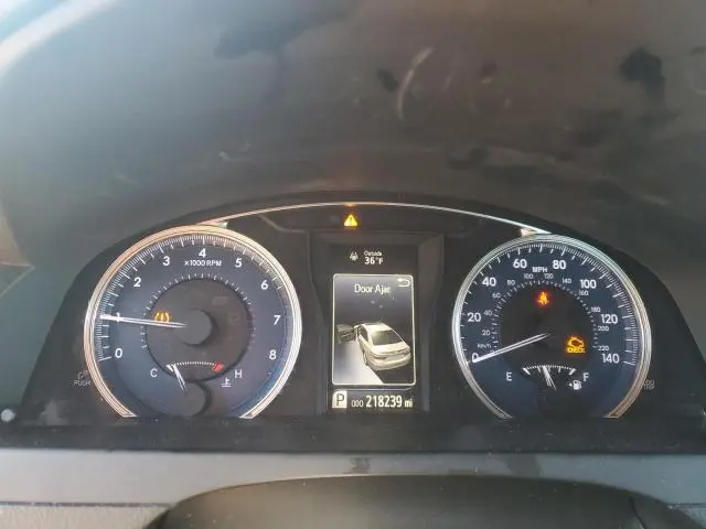 2016 TOYOTA CAMRY LE  