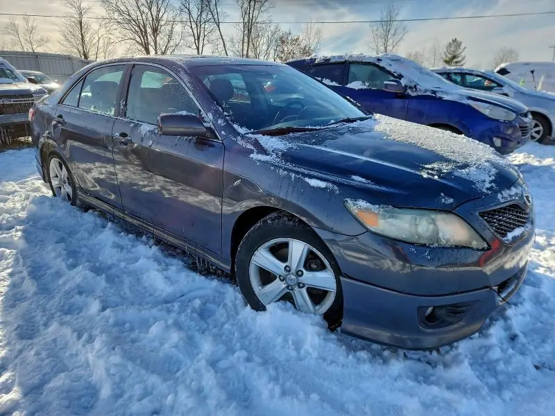 2011 TOYOTA CAMRY BASE  