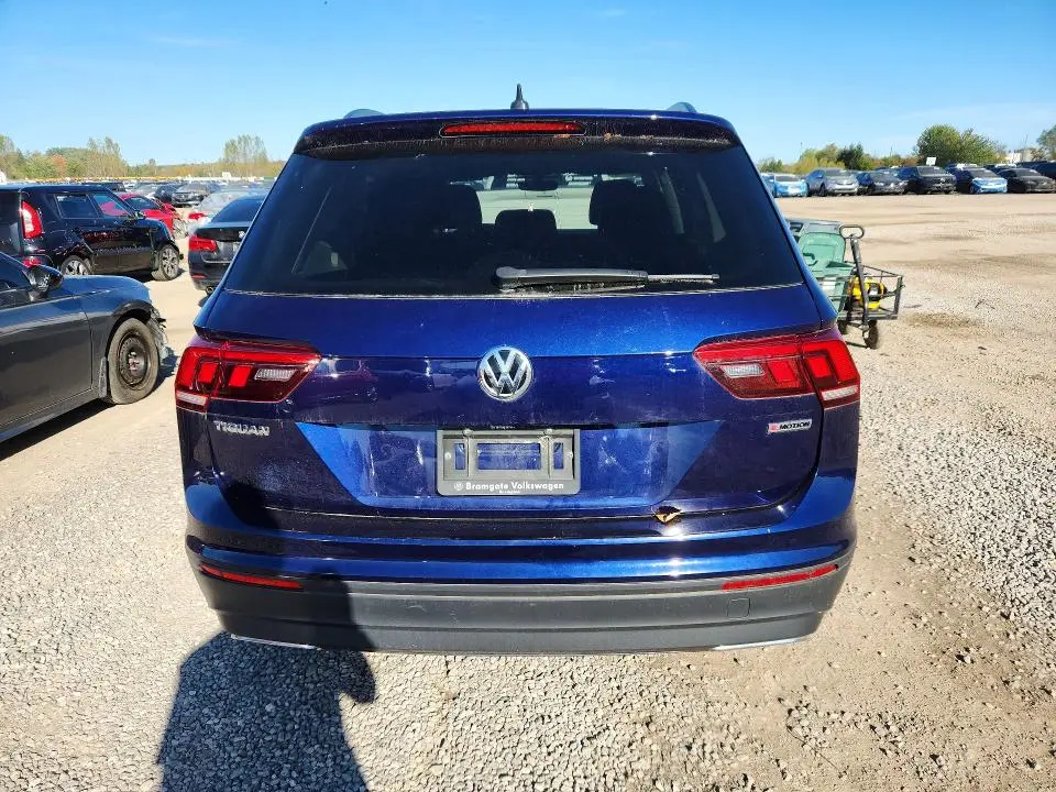 2021 VOLKSWAGEN TIGUAN SE  