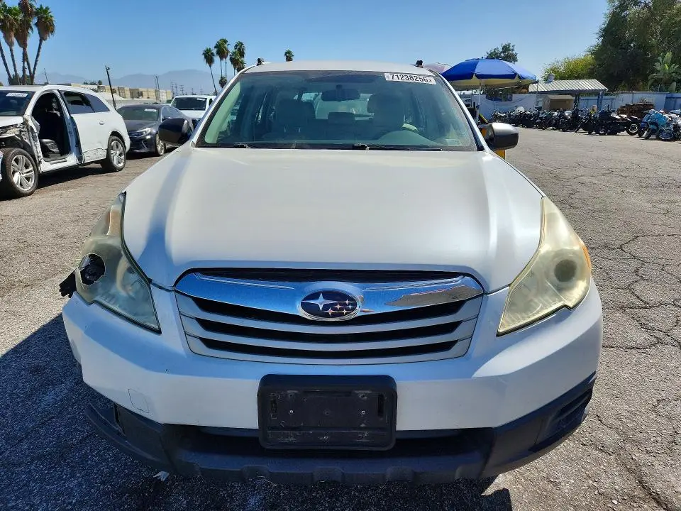 2010 SUBARU OUTBACK 2.5I  