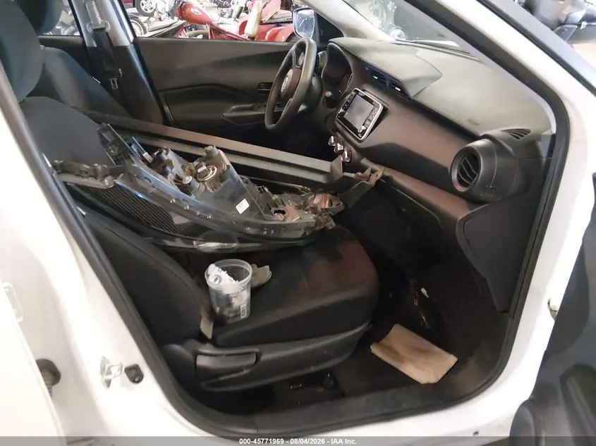 2023 NISSAN KICKS S XTRONIC CVT