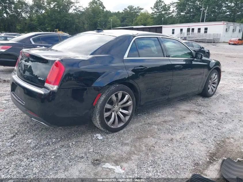 2017 CHRYSLER 300 LIMITED